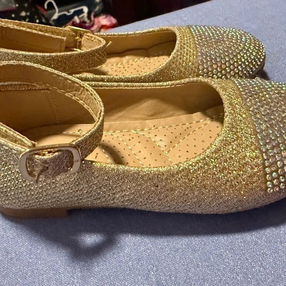 New Tahari Gold Kids Dress Shoes Sz 7